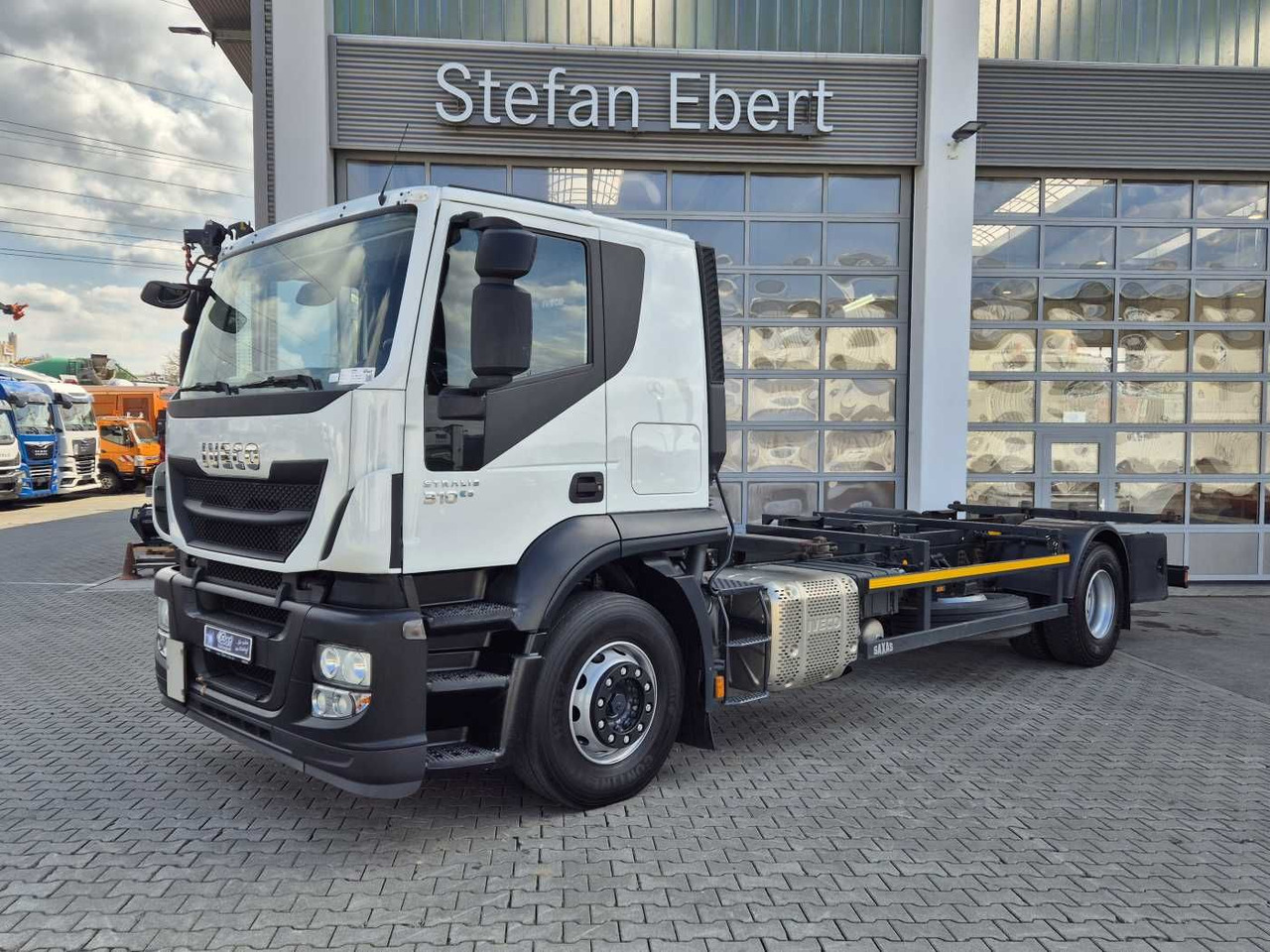 Iveco Stralis AT190S31/P BDF Klima Standh. AHK Bett - Φορτηγό μεταφοράς εμπορευματοκιβωτίων/ Κινητό αμάξωμα: φωτογραφία 1 Iveco Stralis AT190S31/P BDF Klima Standh. AHK Bett - Φορτηγό μεταφοράς εμπορευματοκιβωτίων/ Κινητό αμάξωμα: φωτογραφία 1