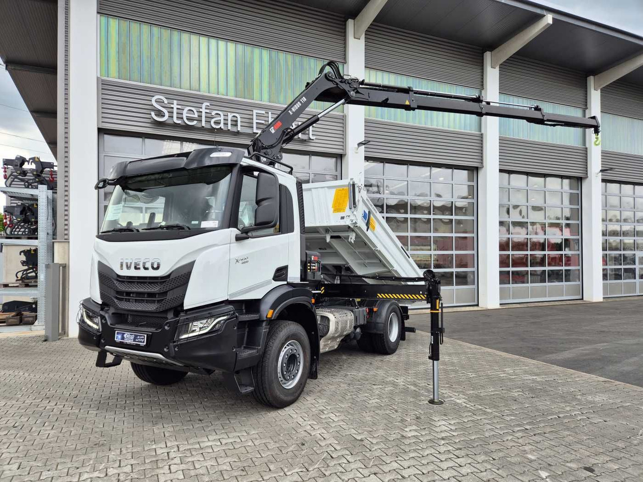 Iveco X-Way AD200X42/P HR OFF Hiab X-HIDUO 118E-3 Funk - Φορτηγό ανατρεπόμενο, Φορτηγό με γερανό: φωτογραφία 1 Iveco X-Way AD200X42/P HR OFF Hiab X-HIDUO 118E-3 Funk - Φορτηγό ανατρεπόμενο, Φορτηγό με γερανό: φωτογραφία 1