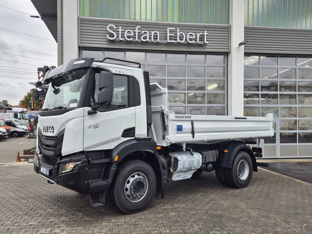 Iveco X-Way AD200X48 HR OFF 4x2 Meiller Intarder 2x - Φορτηγό ανατρεπόμενο: φωτογραφία 4 Iveco X-Way AD200X48 HR OFF 4x2 Meiller Intarder 2x - Φορτηγό ανατρεπόμενο: φωτογραφία 4