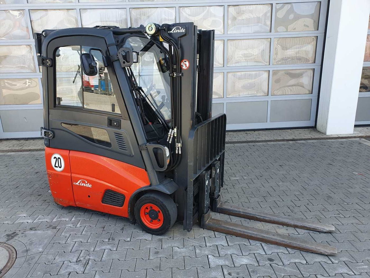Linde E14 - 01 / Triplex: 4.00m! / SS / nur 3.405h! - Ηλεκτροκίνητο περονοφόρο: φωτογραφία 2 Linde E14 - 01 / Triplex: 4.00m! / SS / nur 3.405h! - Ηλεκτροκίνητο περονοφόρο: φωτογραφία 2