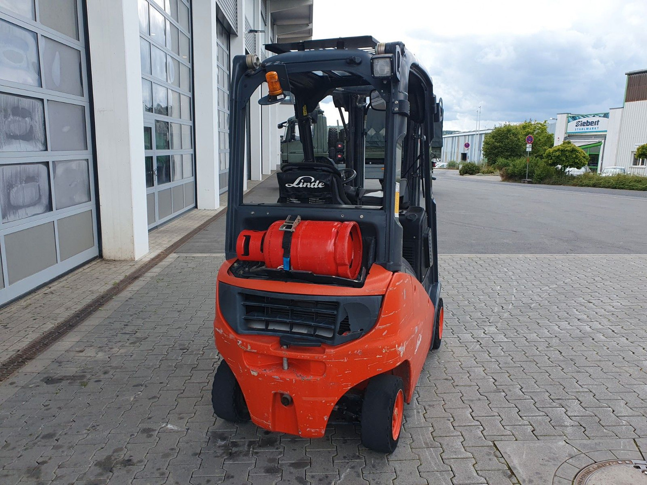 Linde H16 T-01 / 4,6m / nur: 3.260h / Gas / SS - Περονοφόρο όχημα: φωτογραφία 4 Linde H16 T-01 / 4,6m / nur: 3.260h / Gas / SS - Περονοφόρο όχημα: φωτογραφία 4