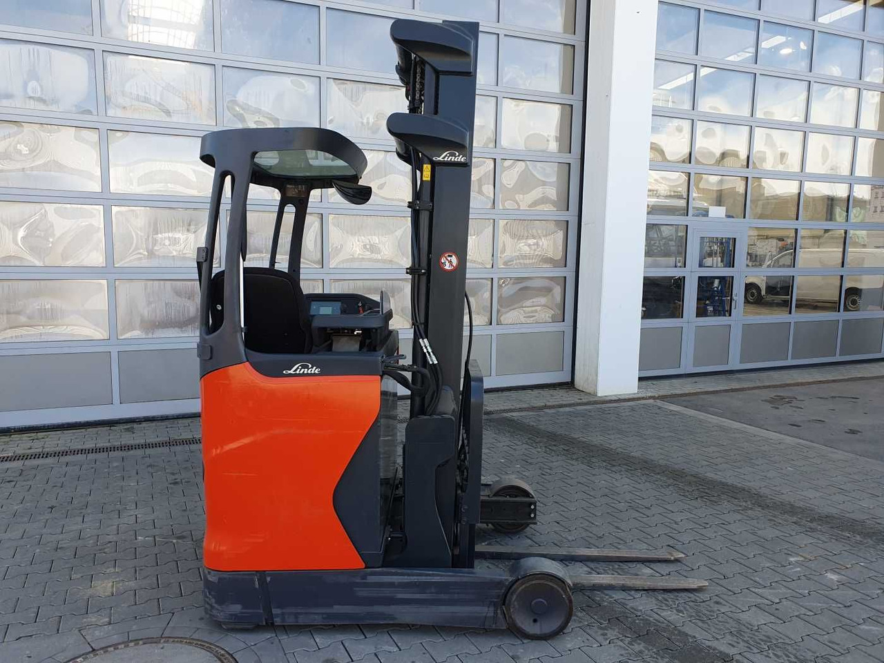 Linde R12B-01 / nur 2.394h! / Hubhöhe: 6m / 2015 - Ανυψωτικό στενών δρόμων: φωτογραφία 3 Linde R12B-01 / nur 2.394h! / Hubhöhe: 6m / 2015 - Ανυψωτικό στενών δρόμων: φωτογραφία 3