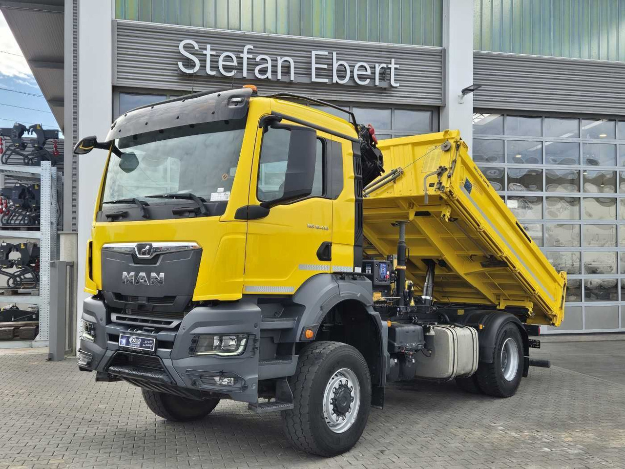 MAN TGS 18.430 4x4 BL Kran HMF 1130K-RCS Funk AHK - Φορτηγό με γερανό: φωτογραφία 2 MAN TGS 18.430 4x4 BL Kran HMF 1130K-RCS Funk AHK - Φορτηγό με γερανό: φωτογραφία 2