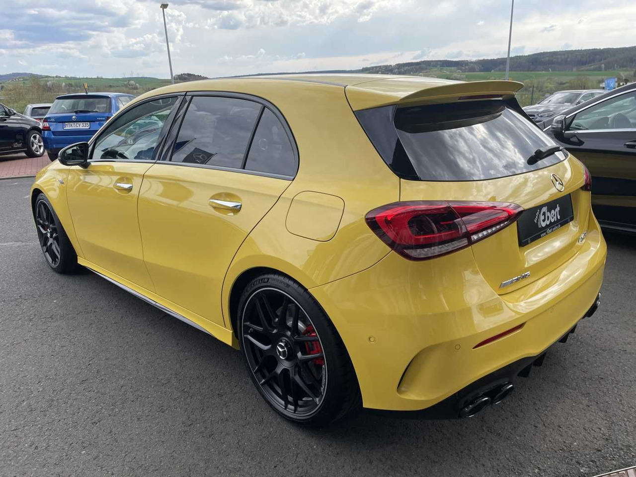 Mercedes-Benz A 45 S AMG PerfSitz+Night+PAGA+RIDE +19' - Αυτοκίνητο: φωτογραφία 3 Mercedes-Benz A 45 S AMG PerfSitz+Night+PAGA+RIDE +19' - Αυτοκίνητο: φωτογραφία 3