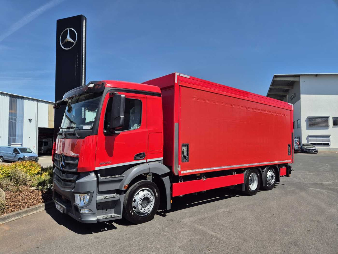 Mercedes-Benz Antos 2540 LnR 6x2 LBW Schiebeplanen AHK - Φορτηγό για τη μεταφορά ποτών: φωτογραφία 2 Mercedes-Benz Antos 2540 LnR 6x2 LBW Schiebeplanen AHK - Φορτηγό για τη μεταφορά ποτών: φωτογραφία 2