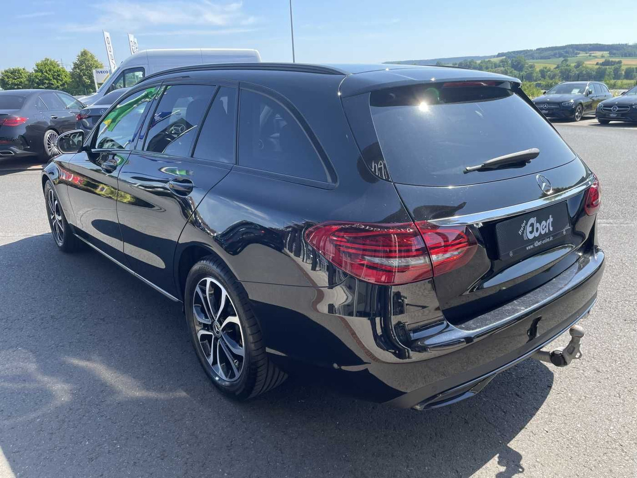 Mercedes-Benz C 220 d T 9G Avantgarde R-Kamera+AHK +Burmester+ - Αυτοκίνητο: φωτογραφία 3 Mercedes-Benz C 220 d T 9G Avantgarde R-Kamera+AHK +Burmester+ - Αυτοκίνητο: φωτογραφία 3
