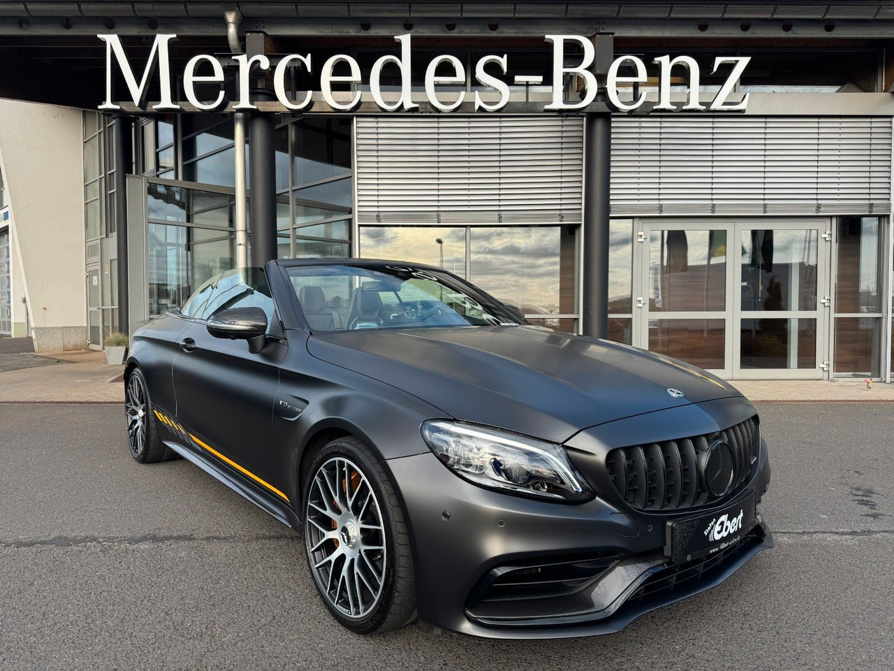 Mercedes-Benz C 63 AMG S Cabrio+FinalEdition+Keramik+Carbon+ - Κάμπριο: φωτογραφία 2 Mercedes-Benz C 63 AMG S Cabrio+FinalEdition+Keramik+Carbon+ - Κάμπριο: φωτογραφία 2