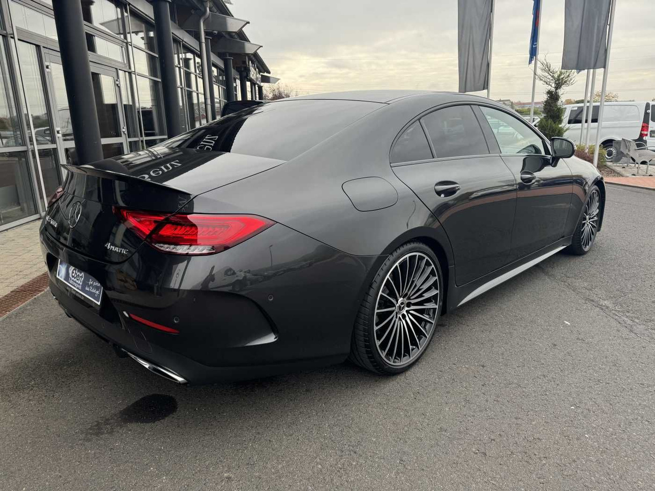Mercedes-Benz CLS 400d AMG+Burmester+AirM+360+ Memory+Night - Αυτοκίνητο: φωτογραφία 4 Mercedes-Benz CLS 400d AMG+Burmester+AirM+360+ Memory+Night - Αυτοκίνητο: φωτογραφία 4