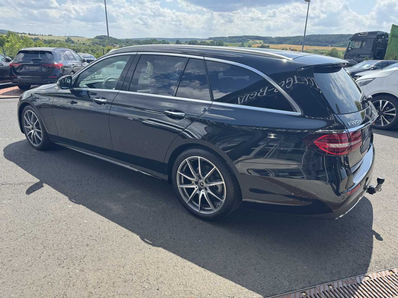 Mercedes-Benz E 220d AMG+Pano+Burm+Distr+Memory+AHK+360 - Αυτοκίνητο: φωτογραφία 3 Mercedes-Benz E 220d AMG+Pano+Burm+Distr+Memory+AHK+360 - Αυτοκίνητο: φωτογραφία 3