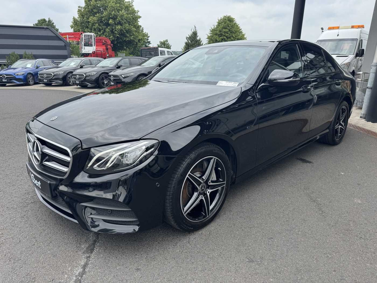 Mercedes-Benz E 300de 9G AMG+Pano+Memory+Ambiente+ RFK+Night - Λιμουζίνα/ Sedan: φωτογραφία 2 Mercedes-Benz E 300de 9G AMG+Pano+Memory+Ambiente+ RFK+Night - Λιμουζίνα/ Sedan: φωτογραφία 2