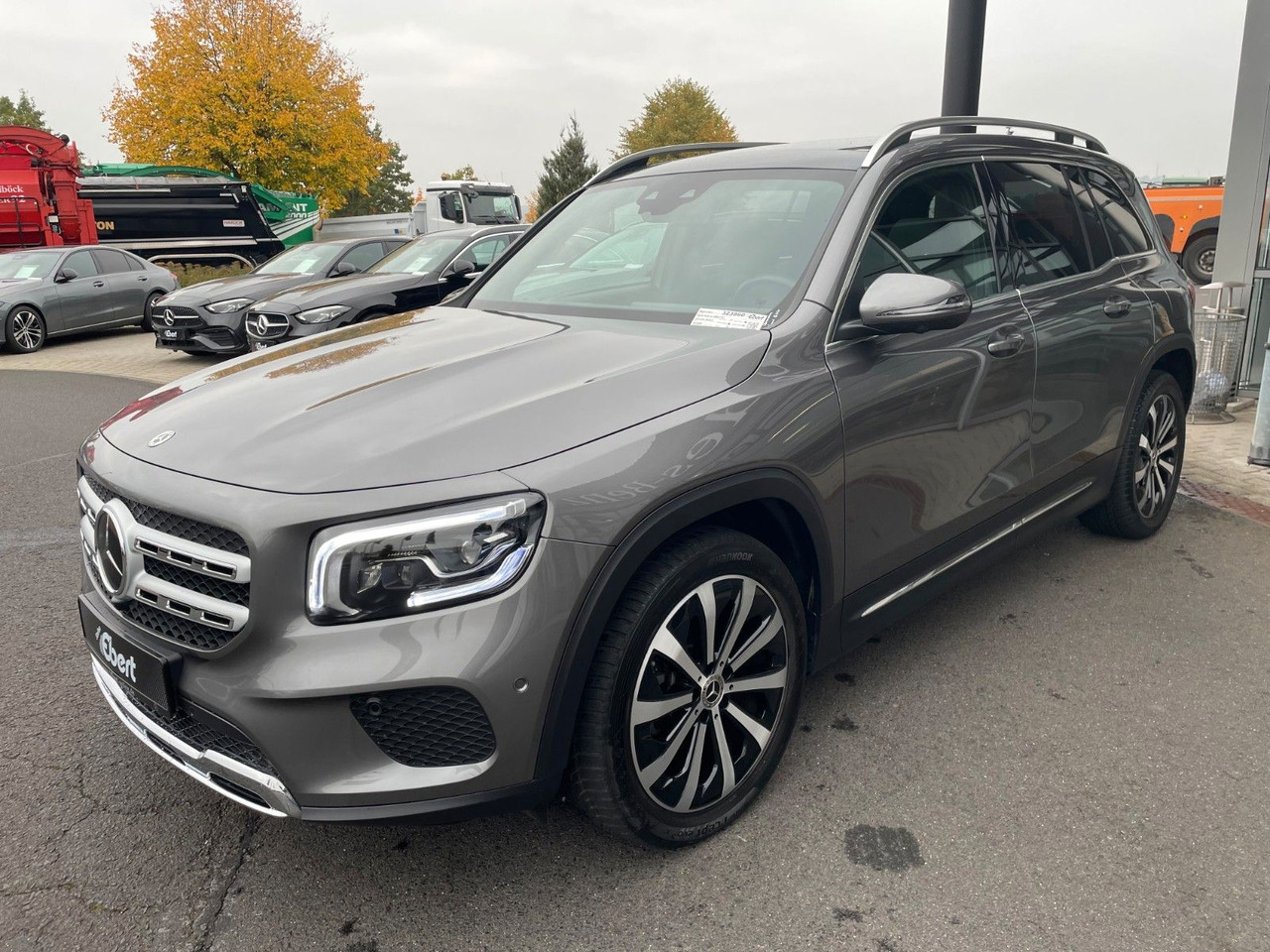 Mercedes-Benz GLB 220 d 4MATIC Progressive AHK+Memory+Pano+360 - SUV: φωτογραφία 2 Mercedes-Benz GLB 220 d 4MATIC Progressive AHK+Memory+Pano+360 - SUV: φωτογραφία 2