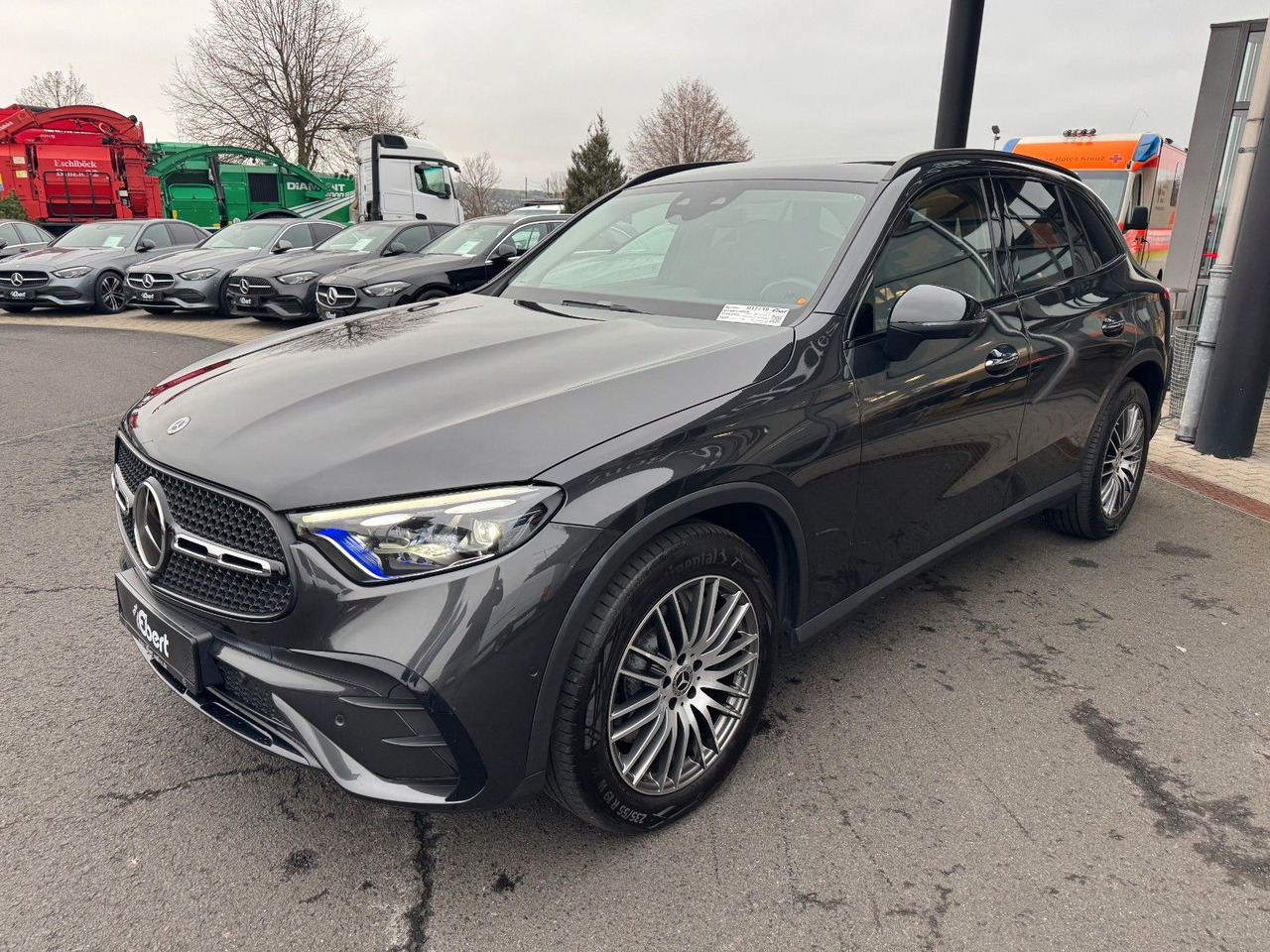 Mercedes-Benz GLC 220d 4M AMG+AHK+Burm+STH+360+Night - SUV: φωτογραφία 2 Mercedes-Benz GLC 220d 4M AMG+AHK+Burm+STH+360+Night - SUV: φωτογραφία 2
