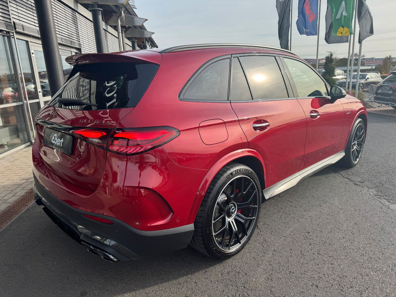 Mercedes-Benz GLC 63 AMG E Carbon+Burm3D+DriversP+Memory - SUV: φωτογραφία 4 Mercedes-Benz GLC 63 AMG E Carbon+Burm3D+DriversP+Memory - SUV: φωτογραφία 4