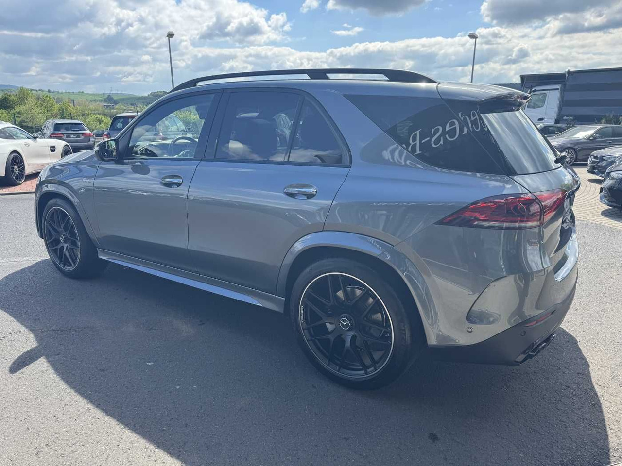 Mercedes-Benz GLE 53 AMG+Pano+Distr+ABC+Burm+StandH+HUD+ 360 - SUV: φωτογραφία 3 Mercedes-Benz GLE 53 AMG+Pano+Distr+ABC+Burm+StandH+HUD+ 360 - SUV: φωτογραφία 3