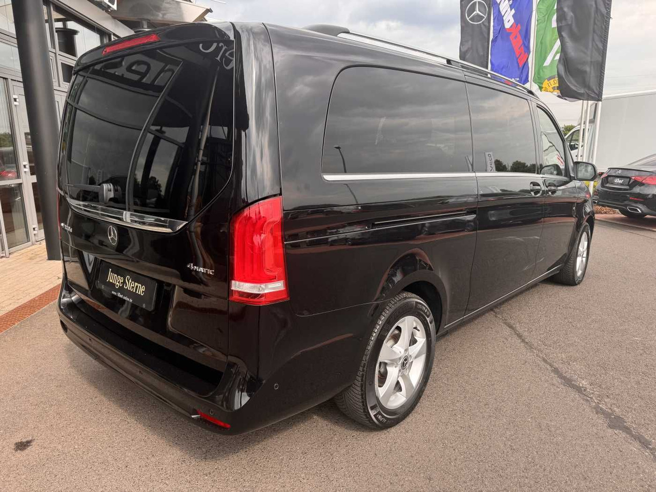 Mercedes-Benz V 300 d 4MATIC AVA 3430 AHK2,5 DISTRONIC 360 - Αυτοκίνητο: φωτογραφία 4 Mercedes-Benz V 300 d 4MATIC AVA 3430 AHK2,5 DISTRONIC 360 - Αυτοκίνητο: φωτογραφία 4