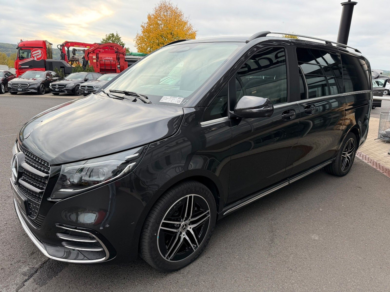 Mercedes-Benz V 300 d 4MATIC EXCLUSIVE AMG Panorama Standheiz - Station wagon: φωτογραφία 3 Mercedes-Benz V 300 d 4MATIC EXCLUSIVE AMG Panorama Standheiz - Station wagon: φωτογραφία 3