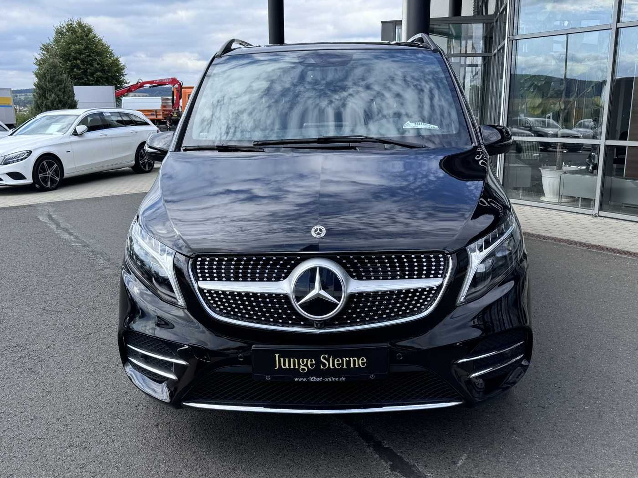 Mercedes-Benz V 300 d AVA AMG 4MATIC AIRMATIC Sitzklima el Tür - Αυτοκίνητο: φωτογραφία 2 Mercedes-Benz V 300 d AVA AMG 4MATIC AIRMATIC Sitzklima el Tür - Αυτοκίνητο: φωτογραφία 2