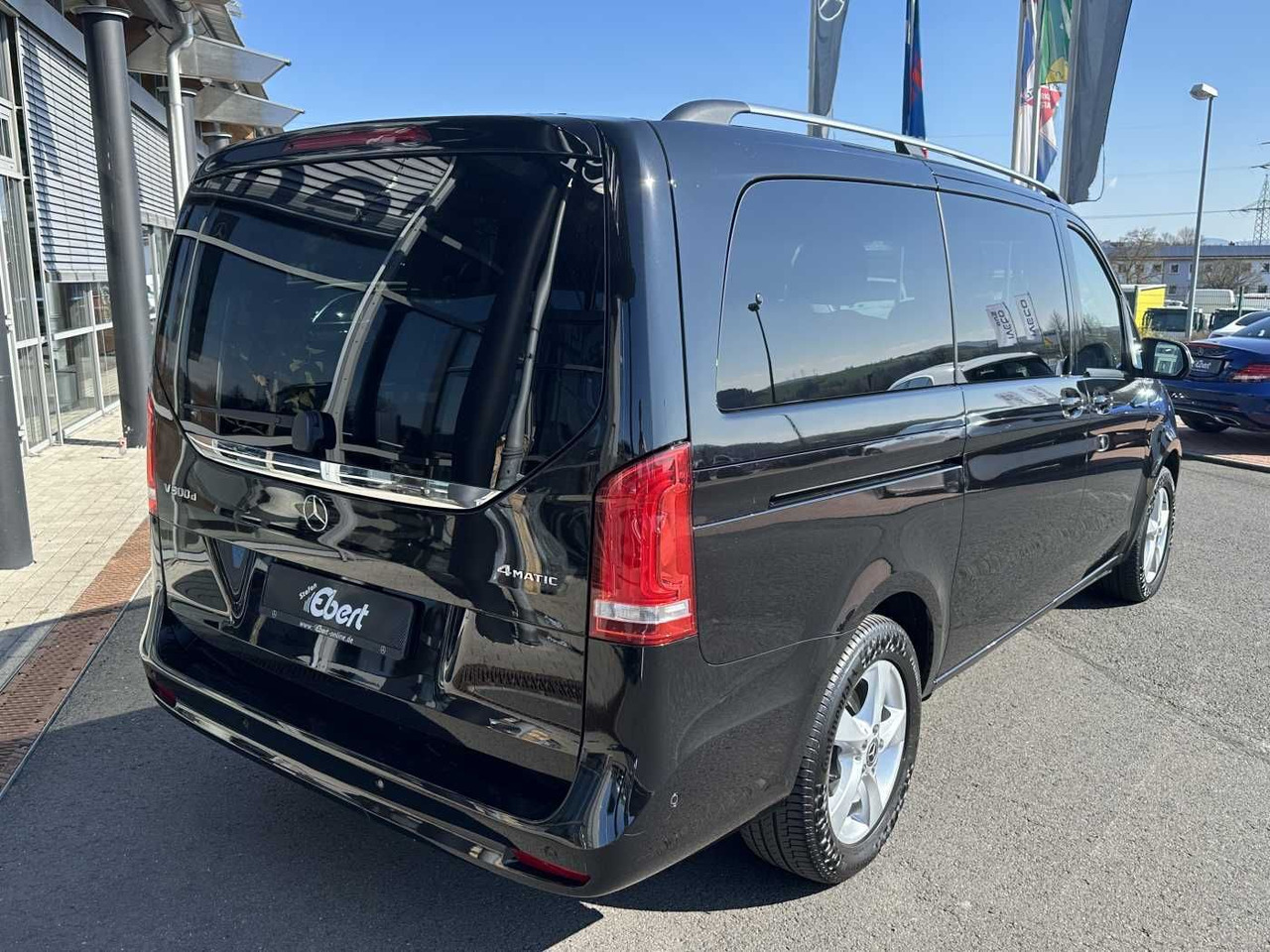Mercedes-Benz V 300 d AVA ED 4MATIC AHK2,5to Standheiz 360Kam - Αυτοκίνητο: φωτογραφία 4 Mercedes-Benz V 300 d AVA ED 4MATIC AHK2,5to Standheiz 360Kam - Αυτοκίνητο: φωτογραφία 4