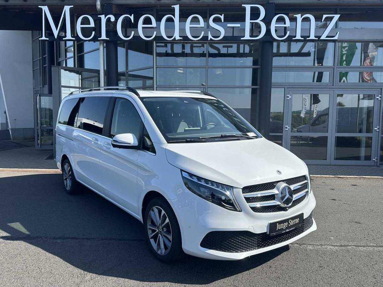 Mercedes-Benz V 300 d AVA ED 6Sitze Burmester 360Kamera el Tür - Αυτοκίνητο: φωτογραφία 1 Mercedes-Benz V 300 d AVA ED 6Sitze Burmester 360Kamera el Tür - Αυτοκίνητο: φωτογραφία 1