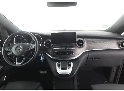 Mercedes-Benz V 300 d AVA ED AMG AIRMATIC Tisch AHK2,5to Stdh - Αυτοκίνητο: φωτογραφία 4 Mercedes-Benz V 300 d AVA ED AMG AIRMATIC Tisch AHK2,5to Stdh - Αυτοκίνητο: φωτογραφία 4