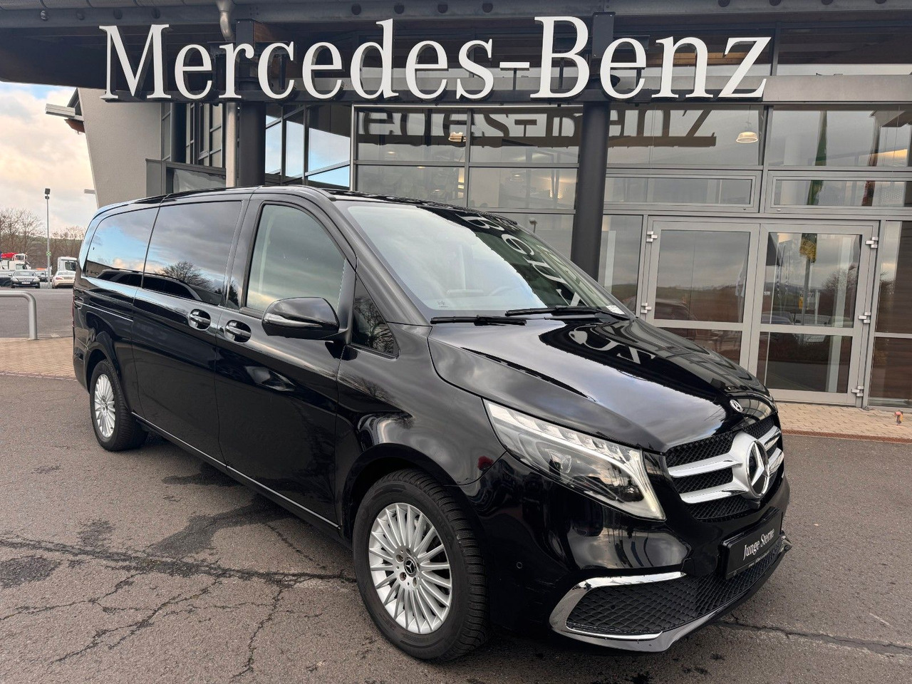 Mercedes-Benz V 300 d AVA Extralang 4MATIC AHK Stdh DISTRONIC - Station wagon: φωτογραφία 1 Mercedes-Benz V 300 d AVA Extralang 4MATIC AHK Stdh DISTRONIC - Station wagon: φωτογραφία 1