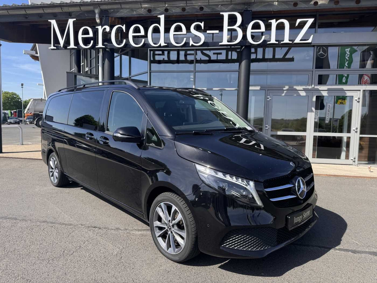 Mercedes-Benz V 300 d AVA Extralang AIRMATIC Standheiz 360Kam - Αυτοκίνητο: φωτογραφία 1 Mercedes-Benz V 300 d AVA Extralang AIRMATIC Standheiz 360Kam - Αυτοκίνητο: φωτογραφία 1
