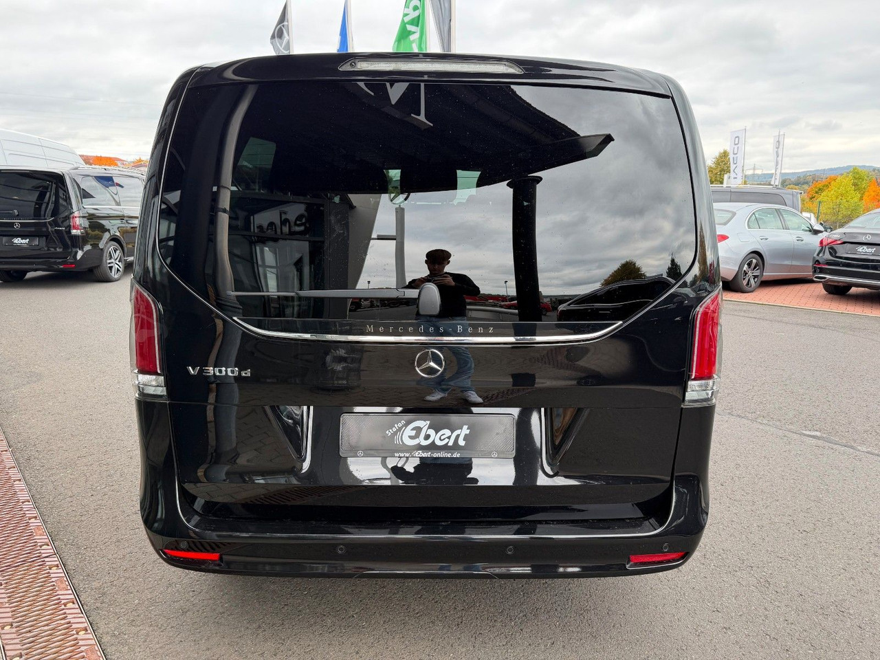 Mercedes-Benz V 300 d AVANTGARDE Extralang 360Kamera Standh - Station wagon: φωτογραφία 5 Mercedes-Benz V 300 d AVANTGARDE Extralang 360Kamera Standh - Station wagon: φωτογραφία 5