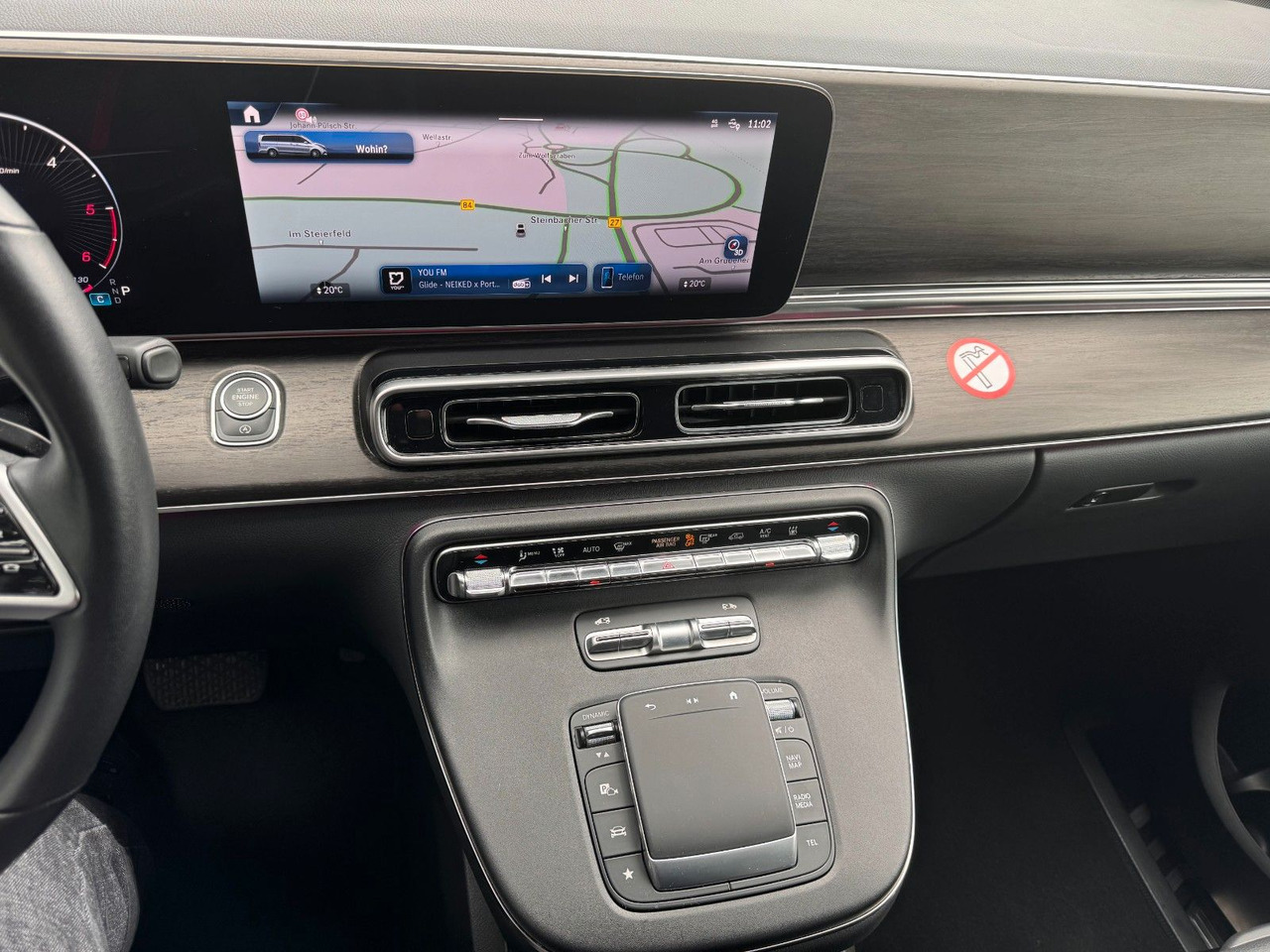 Station wagon Mercedes-Benz V 300 d AVANTGARDE Extralang 360Kamera Standheiz: φωτογραφία 12 Station wagon Mercedes-Benz V 300 d AVANTGARDE Extralang 360Kamera Standheiz: φωτογραφία 12