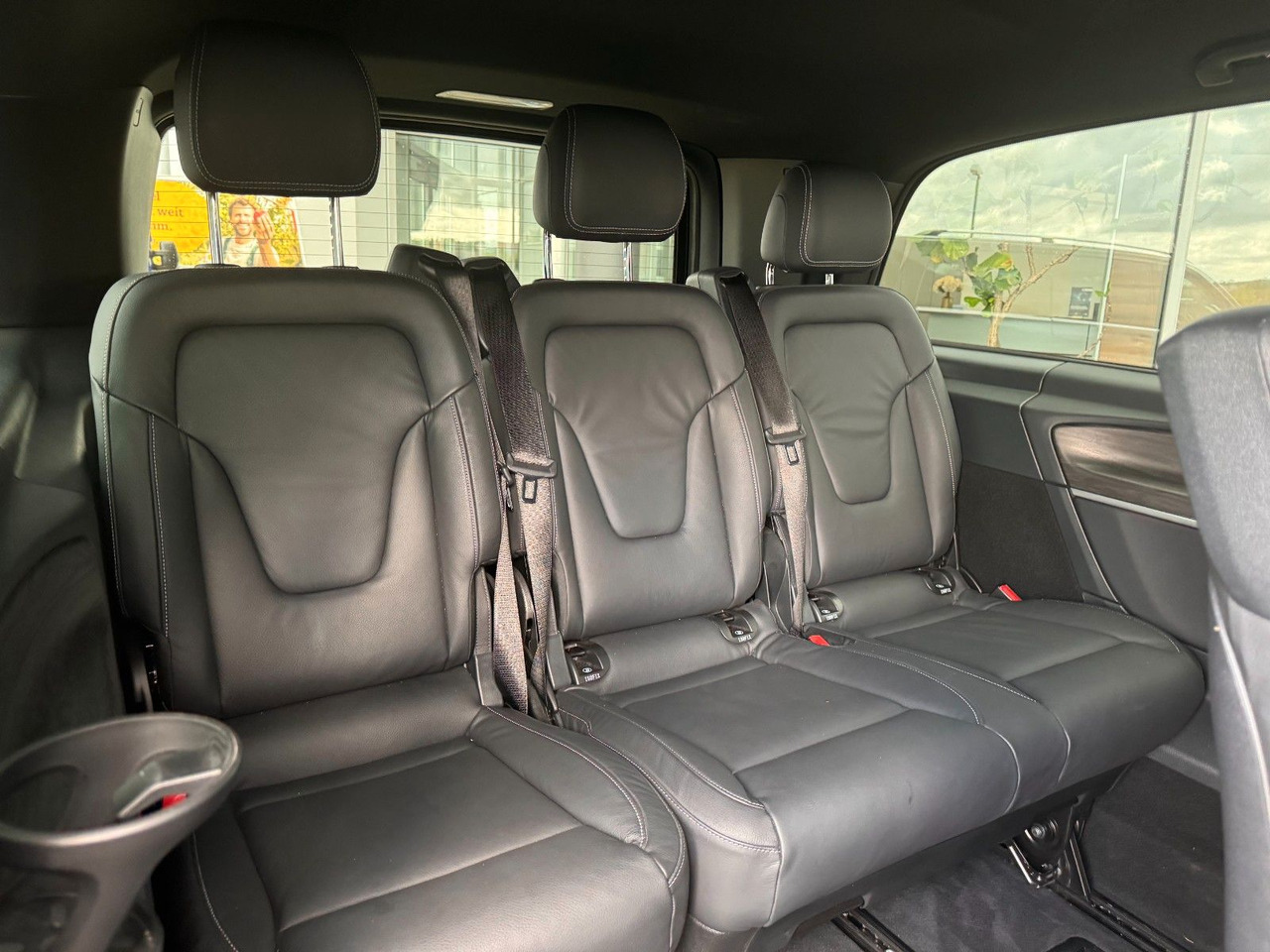 Station wagon Mercedes-Benz V 300 d AVANTGARDE Extralang 360Kamera Standheiz: φωτογραφία 8 Station wagon Mercedes-Benz V 300 d AVANTGARDE Extralang 360Kamera Standheiz: φωτογραφία 8