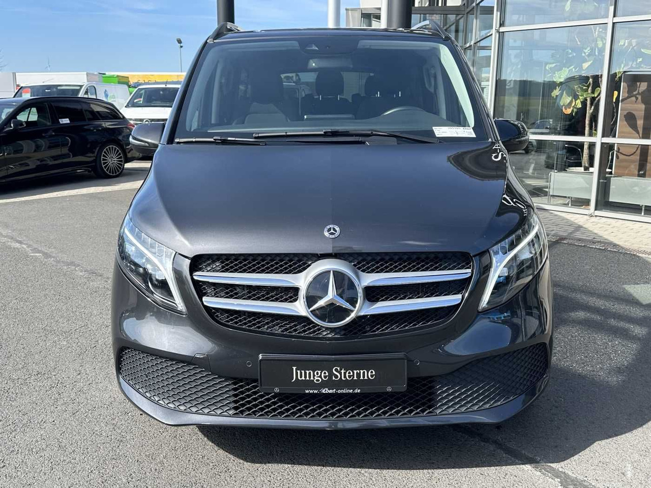 Mercedes-Benz V 300 d EDITION 4MATIC DISTRONIC AHK LED Kamera - Αυτοκίνητο: φωτογραφία 2 Mercedes-Benz V 300 d EDITION 4MATIC DISTRONIC AHK LED Kamera - Αυτοκίνητο: φωτογραφία 2