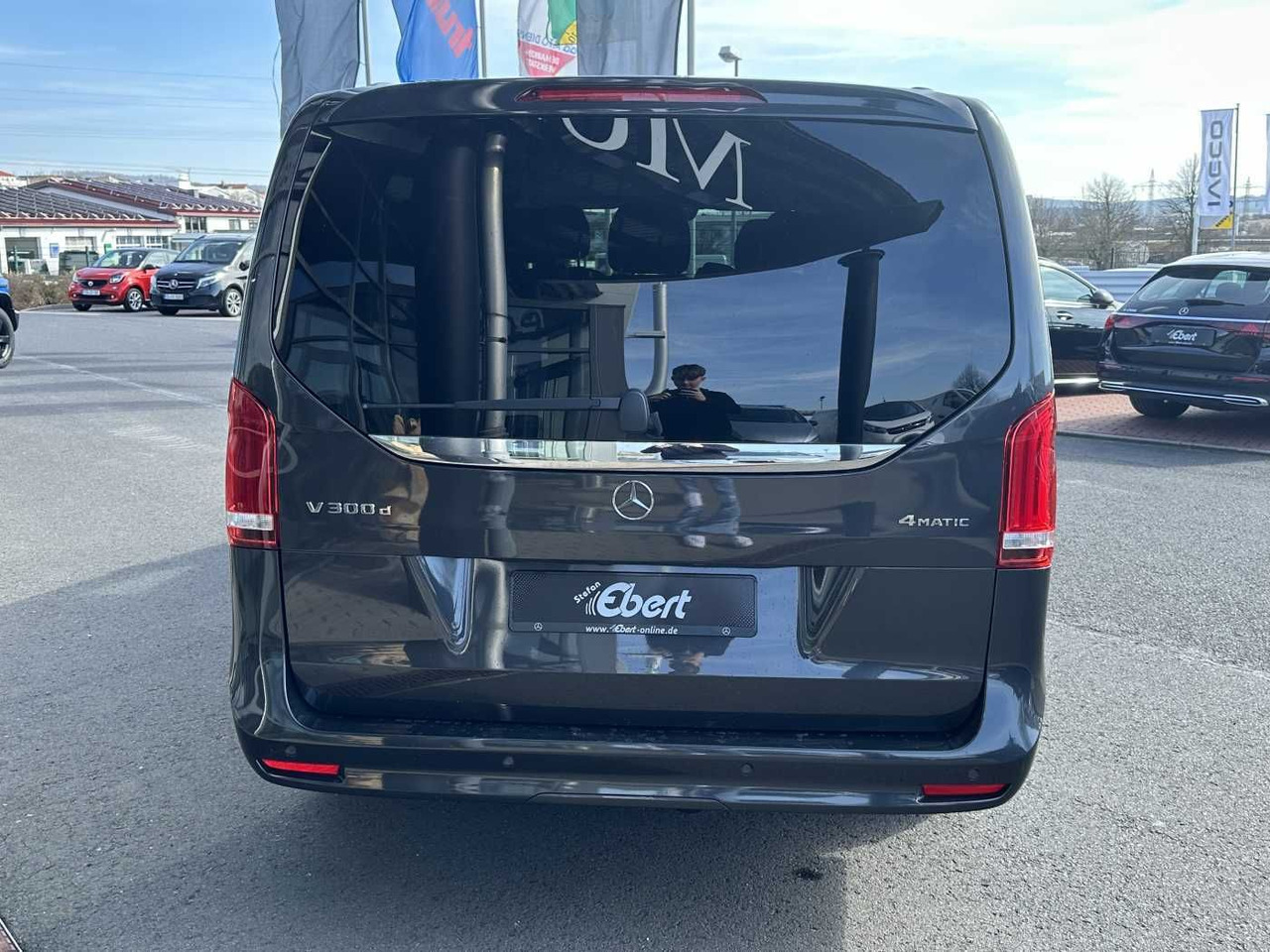 Mercedes-Benz V 300 d EDITION 4MATIC DISTRONIC AHK LED Kamera - Αυτοκίνητο: φωτογραφία 5 Mercedes-Benz V 300 d EDITION 4MATIC DISTRONIC AHK LED Kamera - Αυτοκίνητο: φωτογραφία 5