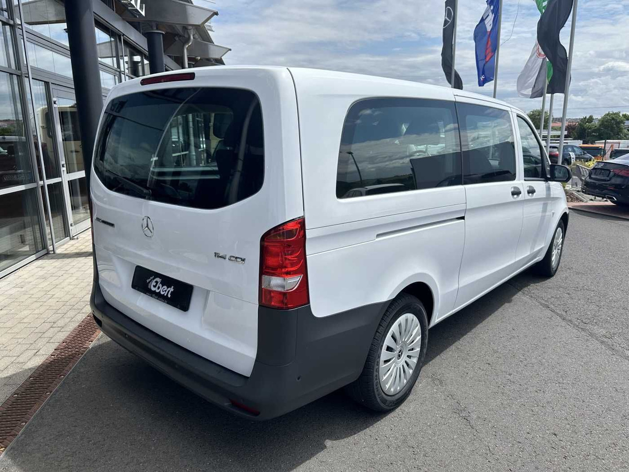 Mercedes-Benz Vito 114 CDI Tourer 9G Klima Audio40 Extralang - Επιβατικό βαν: φωτογραφία 4 Mercedes-Benz Vito 114 CDI Tourer 9G Klima Audio40 Extralang - Επιβατικό βαν: φωτογραφία 4