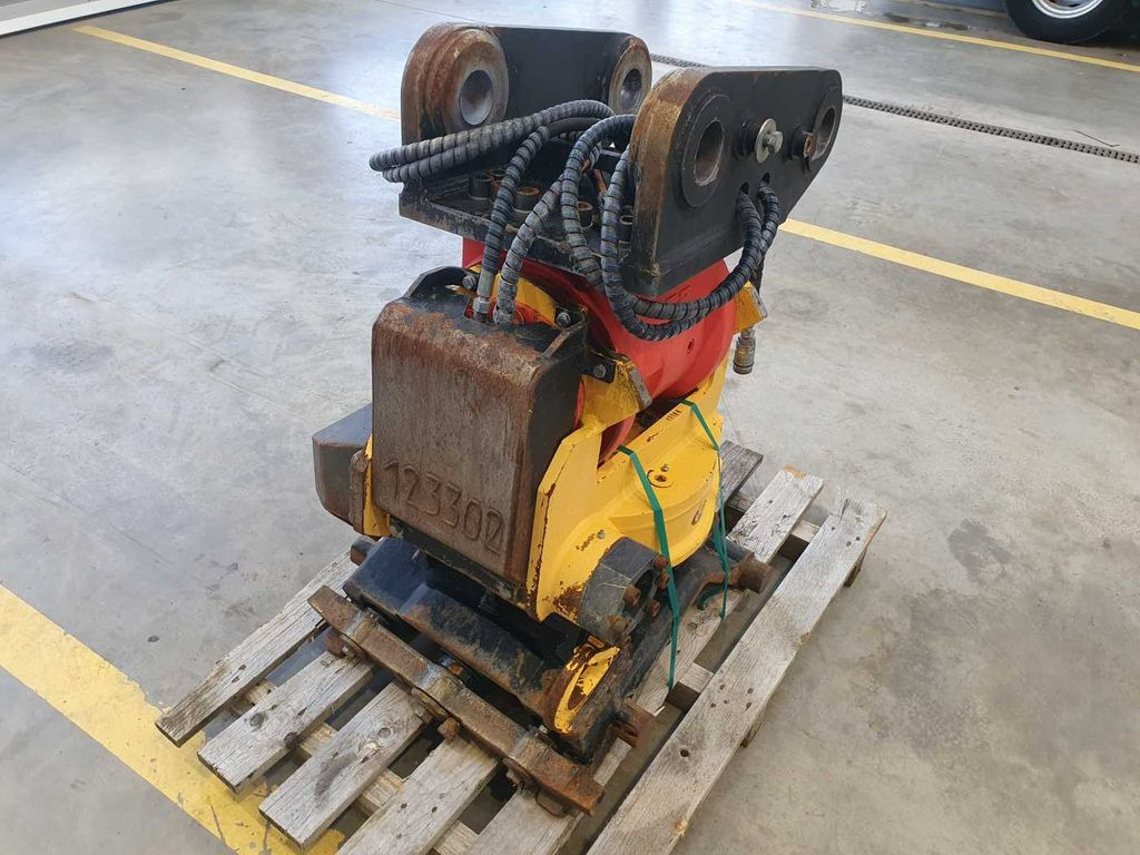 Rädlinger Schwenkrotator CAT M318 / CW 40 / 2016 - Σύστημα tiltrotator για Κατασκευή μηχανήματα: φωτογραφία 5 Rädlinger Schwenkrotator CAT M318 / CW 40 / 2016 - Σύστημα tiltrotator για Κατασκευή μηχανήματα: φωτογραφία 5
