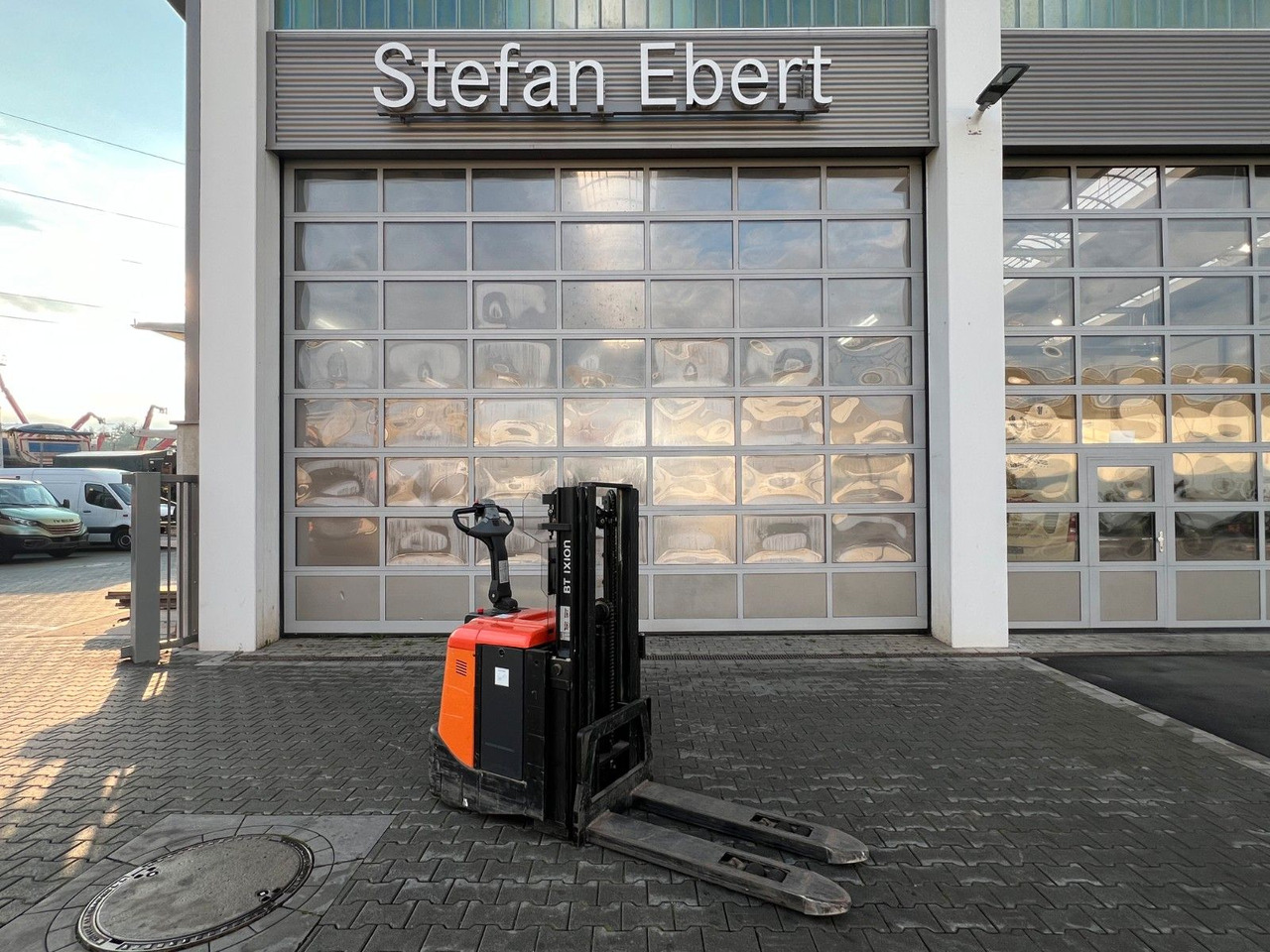 Toyota SPE 125 L / nur 382h ! / Hochhubwagen / 3.350mm - Μηχάνημα στοίβαξης: φωτογραφία 1 Toyota SPE 125 L / nur 382h ! / Hochhubwagen / 3.350mm - Μηχάνημα στοίβαξης: φωτογραφία 1