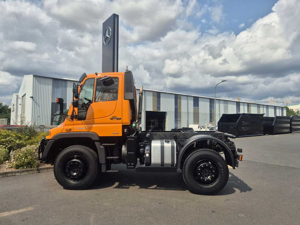 Unimog U 400 4x4 Fahrgestell Vario Pilot Zapfwelle LOF Unimog U 400 4x4 Fahrgestell Vario Pilot Zapfwelle LOF - Φορτηγό σασί: φωτογραφία 5 Unimog U 400 4x4 Fahrgestell Vario Pilot Zapfwelle LOF Unimog U 400 4x4 Fahrgestell Vario Pilot Zapfwelle LOF - Φορτηγό σασί: φωτογραφία 5