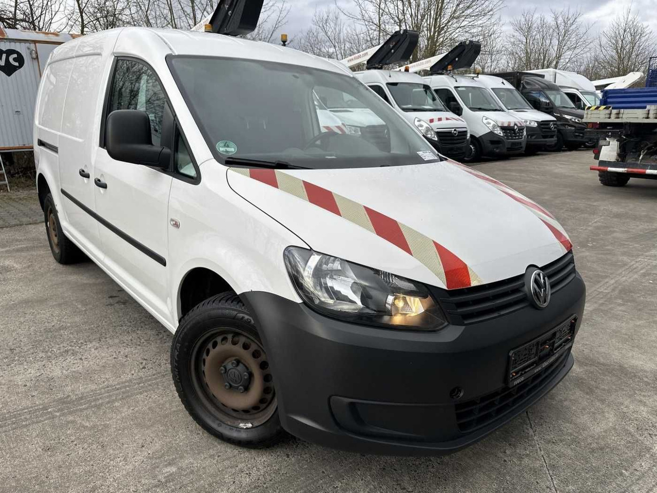 Volkswagen VW Caddy 2.0 TDI 4Motion Maxi Kasten Regal - Βαν: φωτογραφία 2 Volkswagen VW Caddy 2.0 TDI 4Motion Maxi Kasten Regal - Βαν: φωτογραφία 2