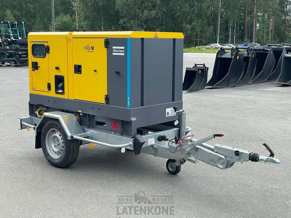 Atlas Copco QAS 45 50 Hz Generaattori StageV vetovarustuksella - Βιομηχανική γεννήτρια: φωτογραφία 3 Atlas Copco QAS 45 50 Hz Generaattori StageV vetovarustuksella - Βιομηχανική γεννήτρια: φωτογραφία 3