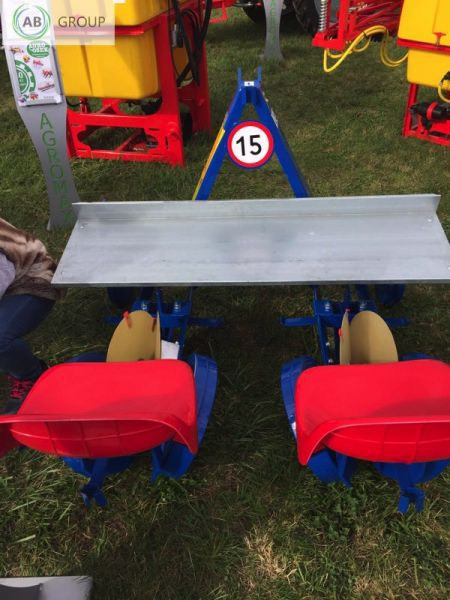 Agro-Osek 2-row seeding planter - Μηχανήματα σποράς: φωτογραφία 2 Agro-Osek 2-row seeding planter - Μηχανήματα σποράς: φωτογραφία 2