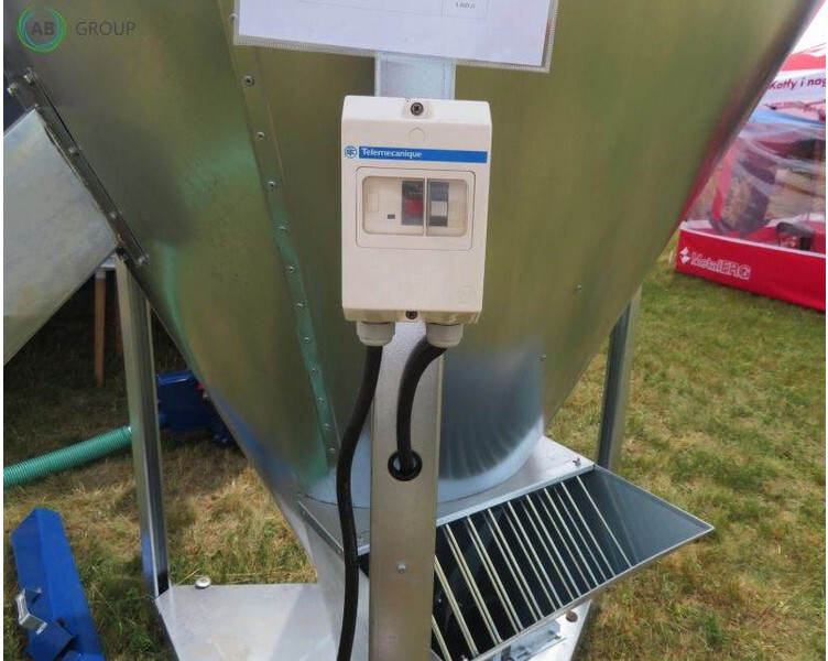 BIN Futtermischer 1000kg/Mixer/Mezclador/Mieszalnik pa - Μηχανηματα κτηνοτροφιασ: φωτογραφία 4 BIN Futtermischer 1000kg/Mixer/Mezclador/Mieszalnik pa - Μηχανηματα κτηνοτροφιασ: φωτογραφία 4
