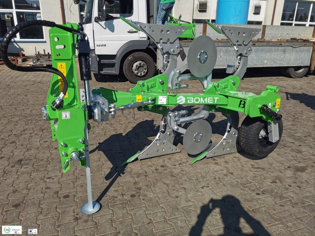 Bomet reversible plow Leo U063 - Άροτρο: φωτογραφία 1 Bomet reversible plow Leo U063 - Άροτρο: φωτογραφία 1