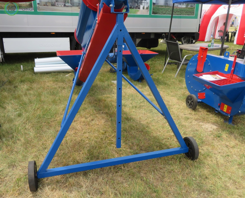 Graintec screw conveyor with cleaner PC 10 - Εξοπλισμός μετά τη συγκομιδή: φωτογραφία 2 Graintec screw conveyor with cleaner PC 10 - Εξοπλισμός μετά τη συγκομιδή: φωτογραφία 2