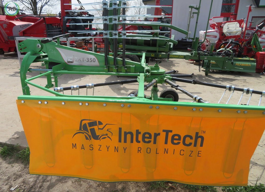 Inter-Tech rotary rake ZKT350 - 3,5m - Χορτοσυλλέκτης: φωτογραφία 5 Inter-Tech rotary rake ZKT350 - 3,5m - Χορτοσυλλέκτης: φωτογραφία 5