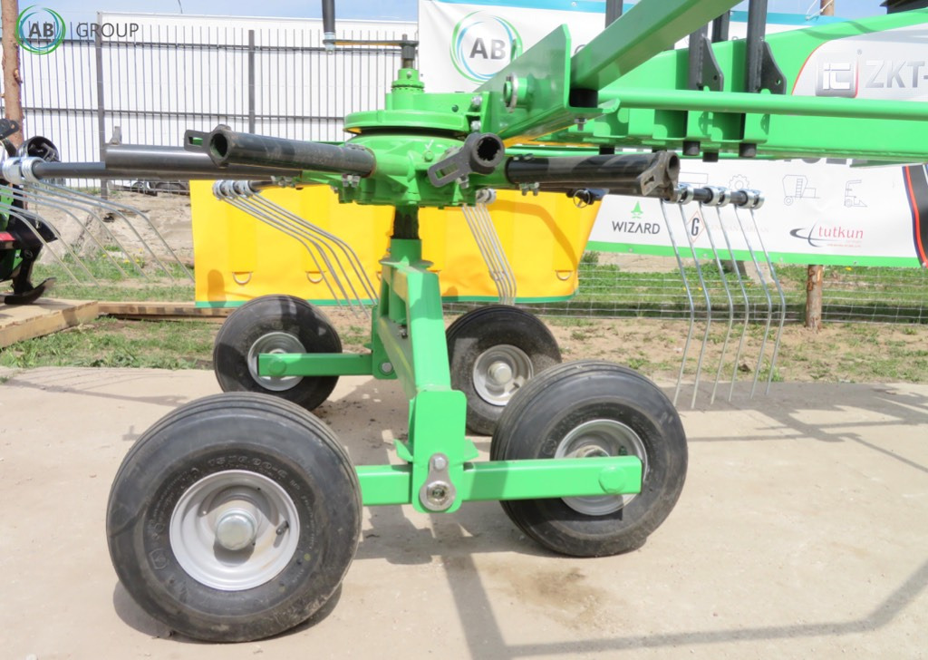 Inter-Tech rotary rake ZKT350 - 3,5m - Χορτοσυλλέκτης: φωτογραφία 3 Inter-Tech rotary rake ZKT350 - 3,5m - Χορτοσυλλέκτης: φωτογραφία 3