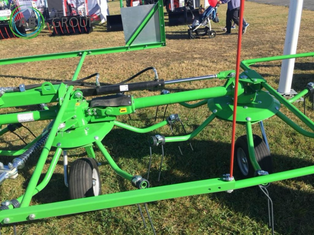 Kowalski rotary tedder Z528 (PKM53), 5,3 m - Χορτοσυλλέκτης: φωτογραφία 3 Kowalski rotary tedder Z528 (PKM53), 5,3 m - Χορτοσυλλέκτης: φωτογραφία 3