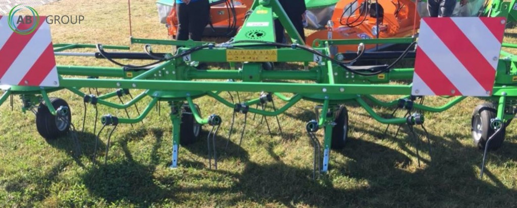 Kowalski rotary tedder Z528 (PKM53), 5,3 m - Χορτοσυλλέκτης: φωτογραφία 1 Kowalski rotary tedder Z528 (PKM53), 5,3 m - Χορτοσυλλέκτης: φωτογραφία 1