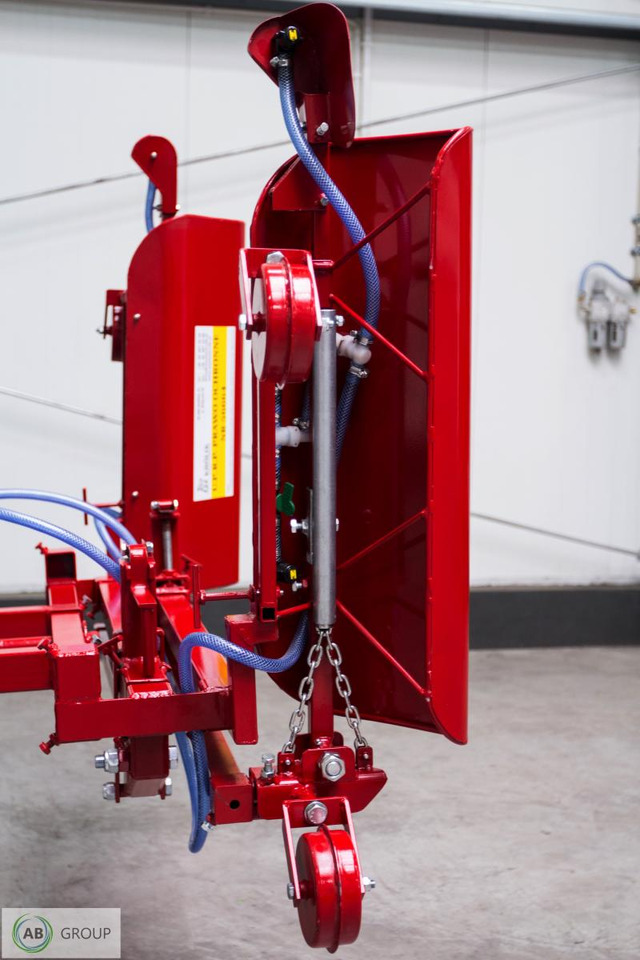 Królik herbicide beam BHc - Αναρτώμενο ψεκαστικό: φωτογραφία 4 Królik herbicide beam BHc - Αναρτώμενο ψεκαστικό: φωτογραφία 4