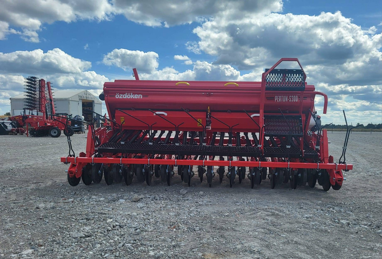 Ozdoken mechanical seed drill Pertum-S 300 - double-disc - on stock - Σπαρτική μηχανή: φωτογραφία 5 Ozdoken mechanical seed drill Pertum-S 300 - double-disc - on stock - Σπαρτική μηχανή: φωτογραφία 5
