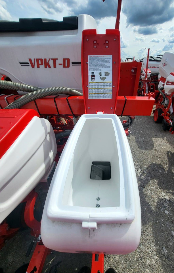 Σπαρτική μηχανή ακριβείας Ozdoken six-row pneumatic precision seeder, VPKT-DG6, PVC fertiliser tank - on stock: φωτογραφία 8
