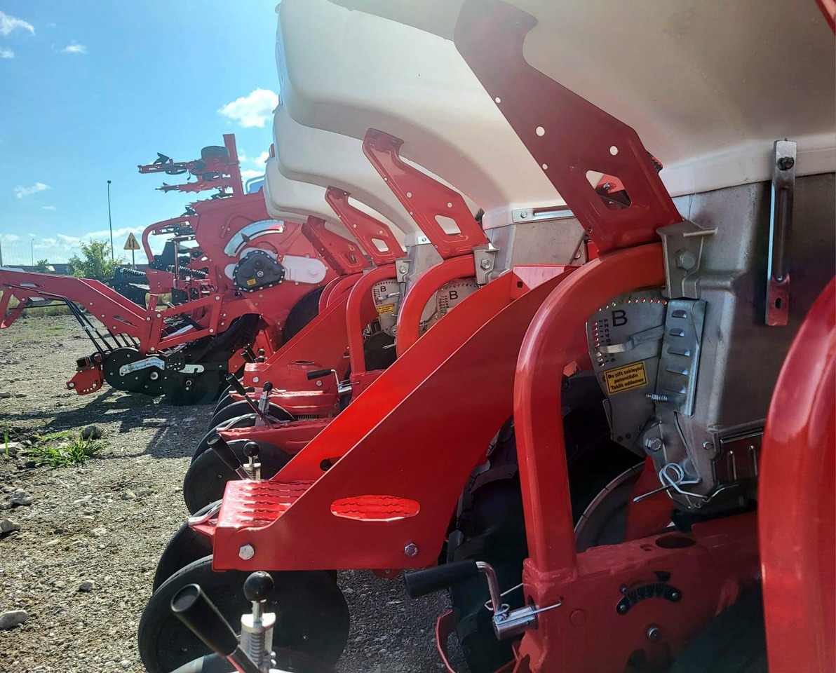 Six-row pneumatic precision seeder with depth fertilization Ozdoken VPKT-DG6 - Σπαρτική μηχανή ακριβείας: φωτογραφία 4 Six-row pneumatic precision seeder with depth fertilization Ozdoken VPKT-DG6 - Σπαρτική μηχανή ακριβείας: φωτογραφία 4