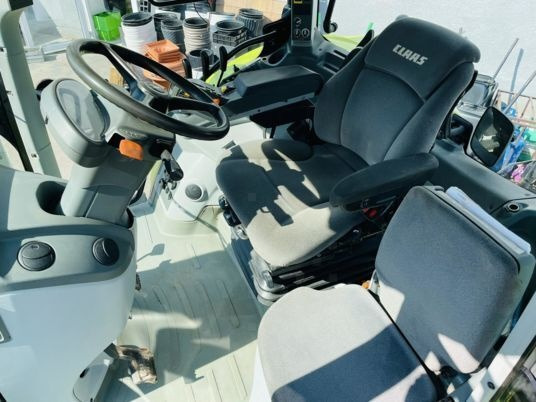 Claas ARION 620 - Τρακτέρ: φωτογραφία 4 Claas ARION 620 - Τρακτέρ: φωτογραφία 4